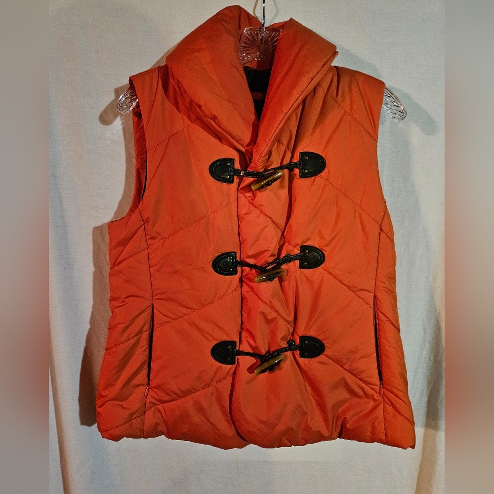 Nautica Women's Puffer Vest In Orange Size Medium